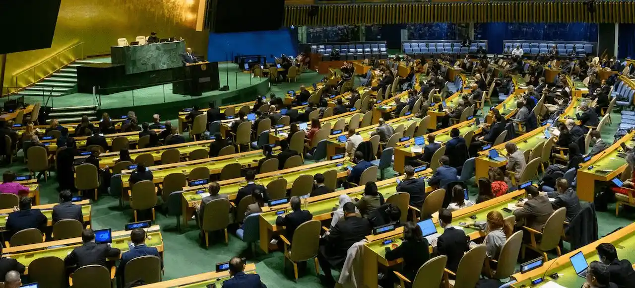 La 45ª sesión plenaria durante la reanudación de la 10ª Sesión Especial de Emergencia de la Asamblea General / Foto: ONU