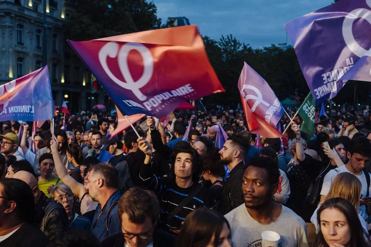 Simpatizantes de La Francia Insumisa, principal formación del Nuevo Frente Popular / Foto: EP