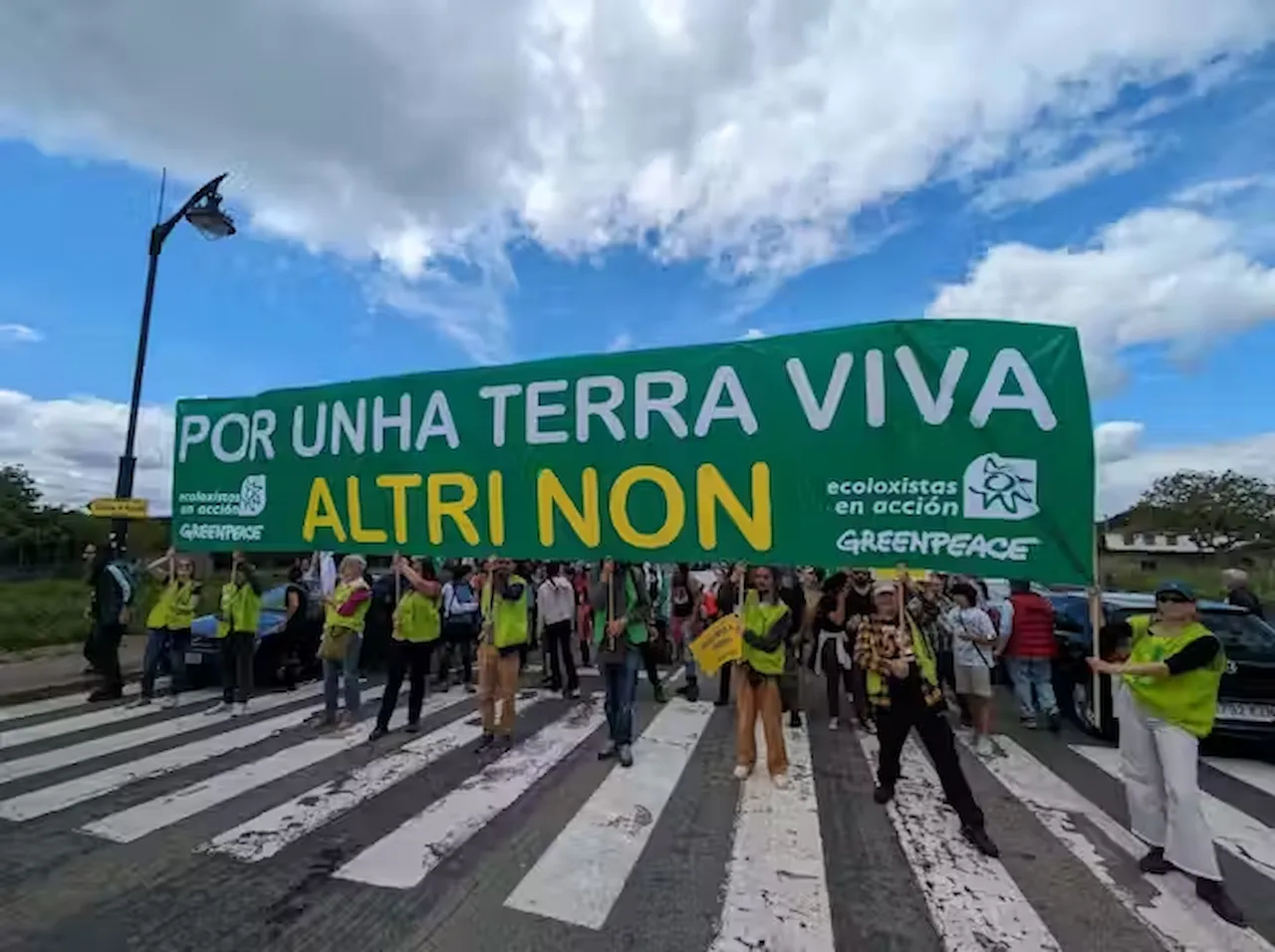 Manifestación en Palas de Rei (Lugo), en contra de la construcción de una macrofábrica de celulosa / Foto: Ecologistas en Acción